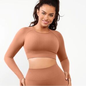 COSMOLLE AIRWEAR CROP S